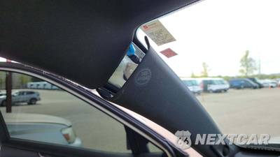 2022 Toyota RAV4 Hybrid XSE - zdjęcie 36 z 43 - miniatura