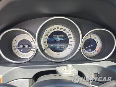 2014 Mercedes-Benz E 350 Sedan - zdjęcie 12 z 29 - miniatura