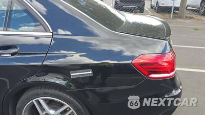2014 Mercedes-Benz E 350 Sedan - zdjęcie 24 z 29 - miniatura