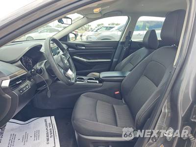 2024 Nissan Altima SV - zdjęcie 7 z 19 - miniatura