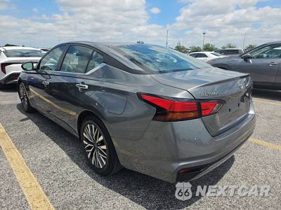 2024 Nissan Altima SV - zdjęcie 6 z 19 - miniatura
