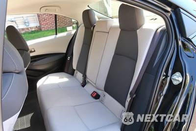 2022 Toyota Corolla LE Sedan - zdjęcie 46 z 46 - miniatura