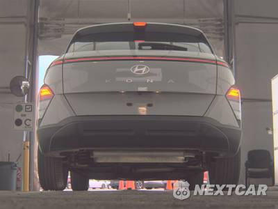 2025 Hyundai Kona SEL - zdjęcie 7 z 14 - miniatura