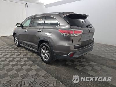 2014 Toyota Highlander XLE - zdjęcie 6 z 33 - miniatura