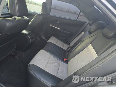 2014 Toyota Camry SE - zdjęcie 13 z 35 - miniatura