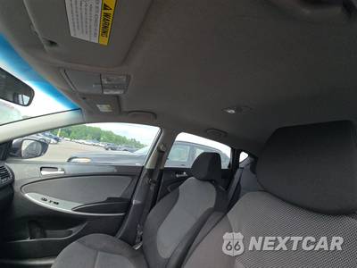 2014 Hyundai Accent GS Hatchback - zdjęcie 17 z 26 - miniatura