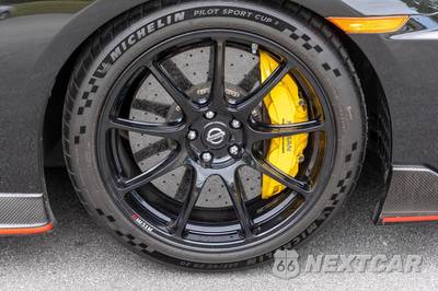 2020 Nissan GT-R NISMO - zdjęcie 12 z 23 - miniatura