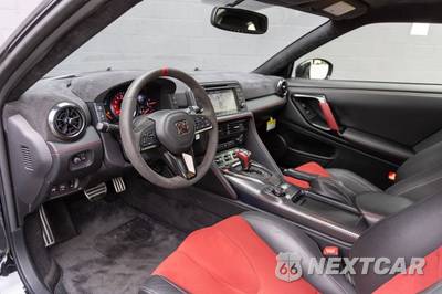 2020 Nissan GT-R NISMO - zdjęcie 7 z 23 - miniatura