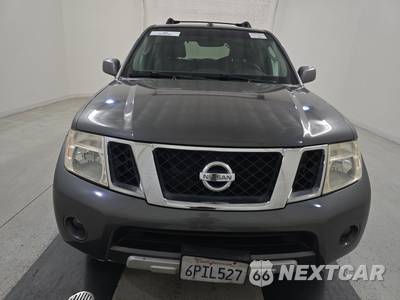 2008 Nissan Pathfinder LE - zdjęcie 2 z 43 - miniatura