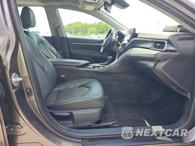 2024 Toyota Camry SE - zdjęcie 14 z 31 - miniatura