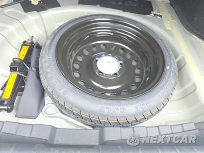 2025 Nissan Sentra SV - zdjęcie 7 z 21 - miniatura
