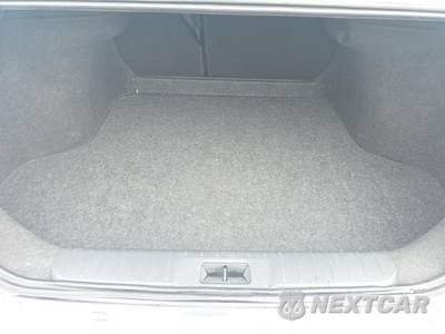 2025 Nissan Sentra SV - zdjęcie 19 z 21 - miniatura