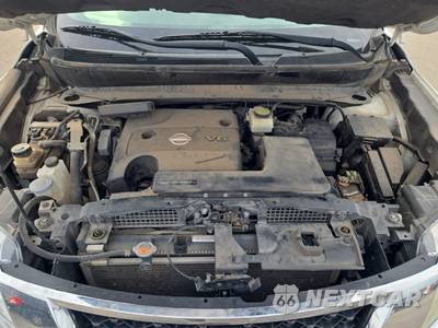 2014 Nissan Pathfinder Platinum - zdjęcie 24 z 42 - miniatura