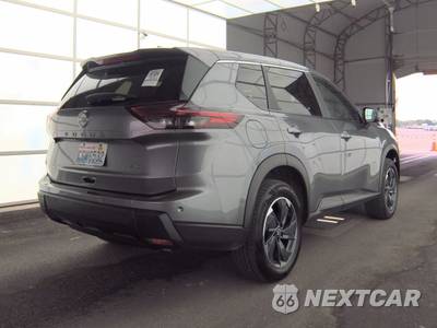 2025 Nissan Rogue SV - zdjęcie 5 z 24 - miniatura