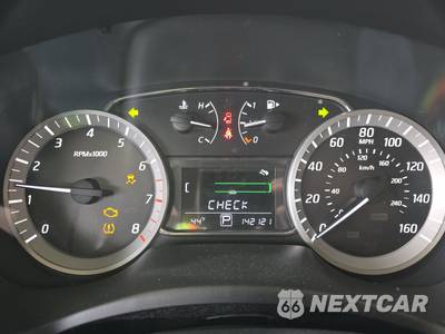 2014 Nissan Sentra SR - zdjęcie 12 z 28 - miniatura