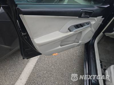 2013 Toyota Camry Hybrid XLE - zdjęcie 9 z 36 - miniatura