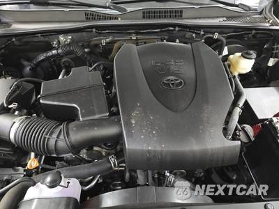 2019 Toyota Tacoma TRD Sport Crew Cab Medium Bed - zdjęcie 15 z 22 - miniatura