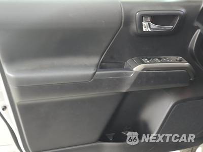 2019 Toyota Tacoma TRD Sport Crew Cab Medium Bed - zdjęcie 9 z 22 - miniatura