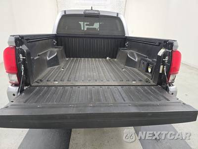 2019 Toyota Tacoma TRD Sport Crew Cab Medium Bed - zdjęcie 16 z 22 - miniatura