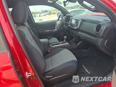 2021 Toyota Tacoma TRD Sport Crew Cab Medium Bed - zdjęcie 8 z 18 - miniatura