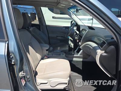 2013 Subaru Forester 2.5XT Touring - zdjęcie 8 z 40 - miniatura