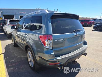 2013 Subaru Forester 2.5XT Touring - zdjęcie 6 z 40 - miniatura