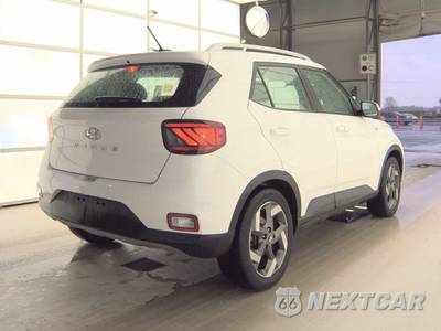 2025 Hyundai Venue SEL - zdjęcie 4 z 21 - miniatura