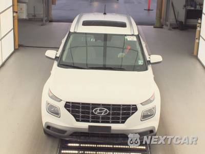 2025 Hyundai Venue SEL - zdjęcie 2 z 21 - miniatura