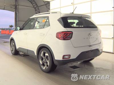 2025 Hyundai Venue SEL - zdjęcie 6 z 39 - miniatura