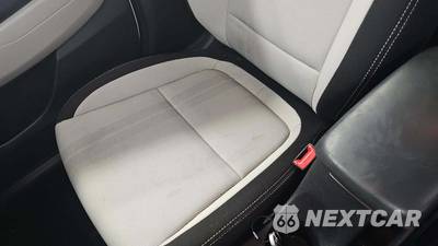 2025 Hyundai Venue SEL - zdjęcie 24 z 39 - miniatura