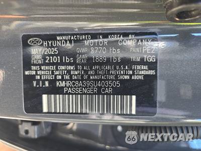 2025 Hyundai Venue SEL - zdjęcie 14 z 27 - miniatura