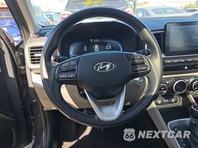 2025 Hyundai Venue SEL - zdjęcie 10 z 27 - miniatura