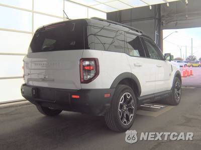 2025 Ford Bronco Sport Outer Banks - zdjęcie 4 z 18 - miniatura