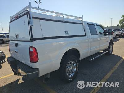 2013 Ford Super Duty F-250 Lariat Crew Cab Medium Bed - zdjęcie 4 z 17 - miniatura