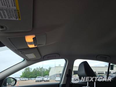 2025 Nissan Altima SR - zdjęcie 19 z 20 - miniatura
