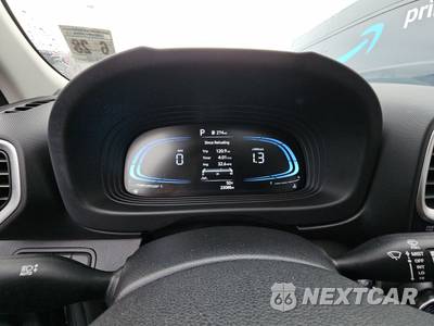 2025 Hyundai Venue SEL - zdjęcie 12 z 26 - miniatura