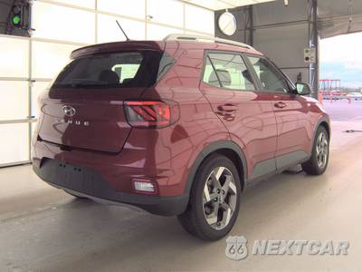 2025 Hyundai Venue SEL - zdjęcie 4 z 38 - miniatura