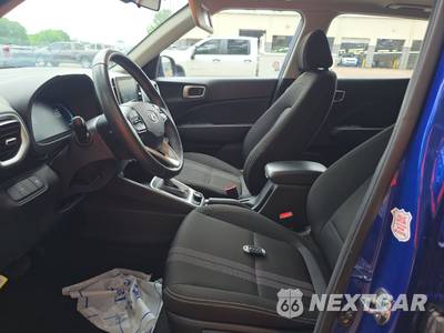 2025 Hyundai Venue SEL - zdjęcie 7 z 22 - miniatura