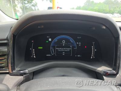 2025 Toyota Camry LE - zdjęcie 12 z 23 - miniatura