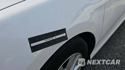2025 Toyota Camry LE - zdjęcie 21 z 23 - miniatura