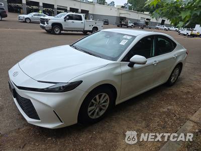 2025 Toyota Camry LE - zdjęcie 1 z 23 - miniatura