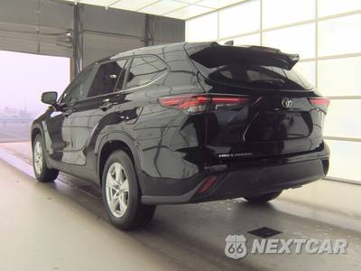 2024 Toyota Highlander LE - zdjęcie 6 z 32 - miniatura