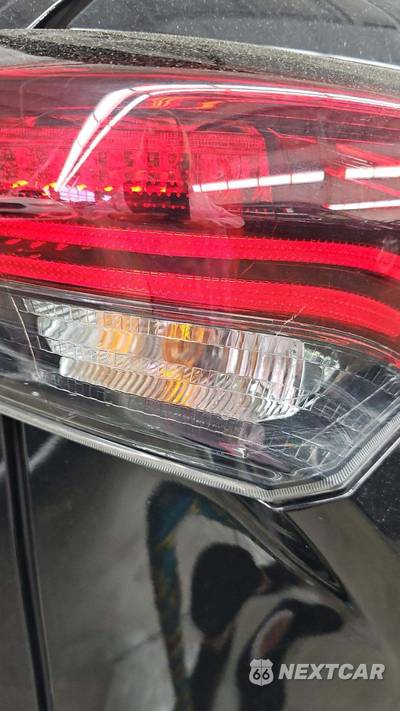 2024 Toyota Highlander LE - zdjęcie 26 z 32 - miniatura
