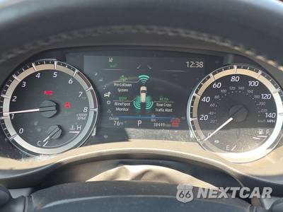 2024 Toyota Highlander LE - zdjęcie 12 z 32 - miniatura