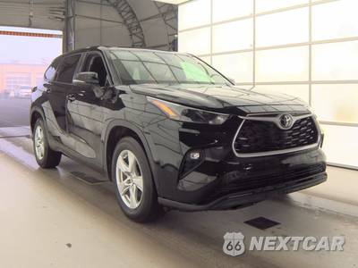 2024 Toyota Highlander LE - zdjęcie 3 z 32 - miniatura