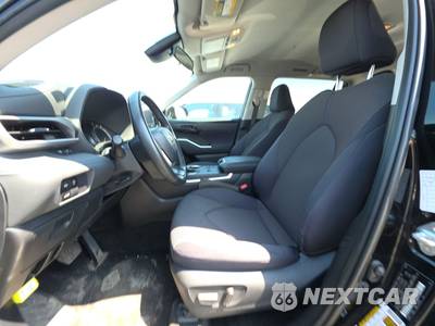 2024 Toyota Highlander LE - zdjęcie 7 z 32 - miniatura
