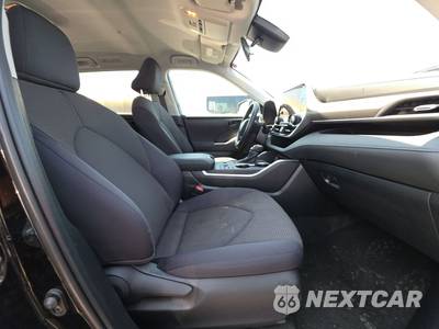 2024 Toyota Highlander LE - zdjęcie 8 z 32 - miniatura