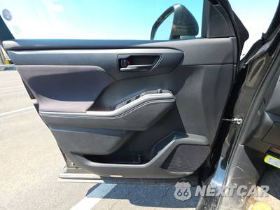 2024 Toyota Highlander LE - zdjęcie 9 z 32 - miniatura