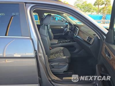 2025 Volkswagen Atlas 2.0T SE w/Technology - zdjęcie 8 z 21 - miniatura