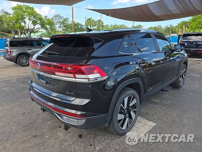 2025 Volkswagen Atlas Cross Sport 2.0T SE w/Technology - zdjęcie 4 z 22 - miniatura